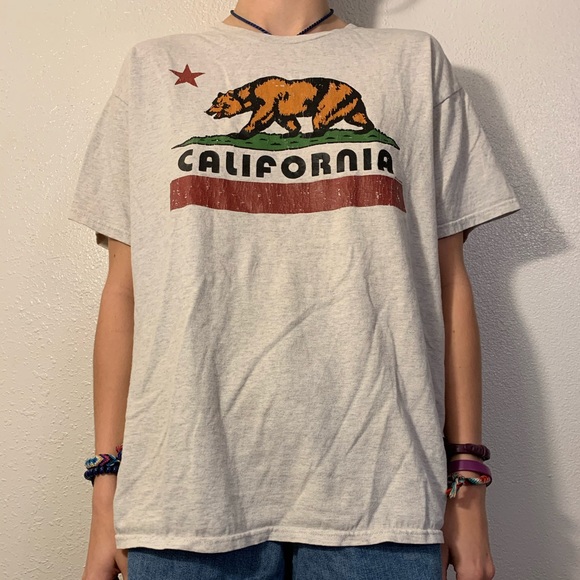 ❌SOLD❌ Vintage California Republic Flag T-Shirt - Picture 3 of 3